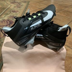 Nike Alpha 4 Menace Elite Premium Football Cleats